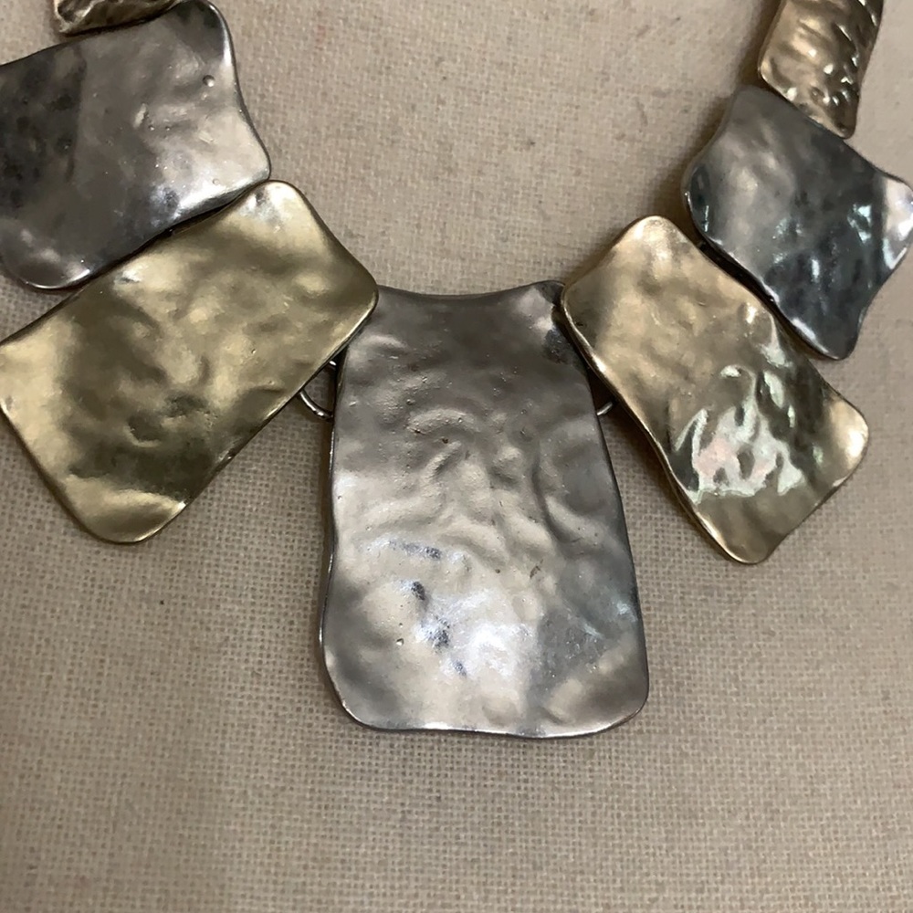 Chico’s Sloan hammered silver and gold chunky bib statement necklace - Picture 8 of 17